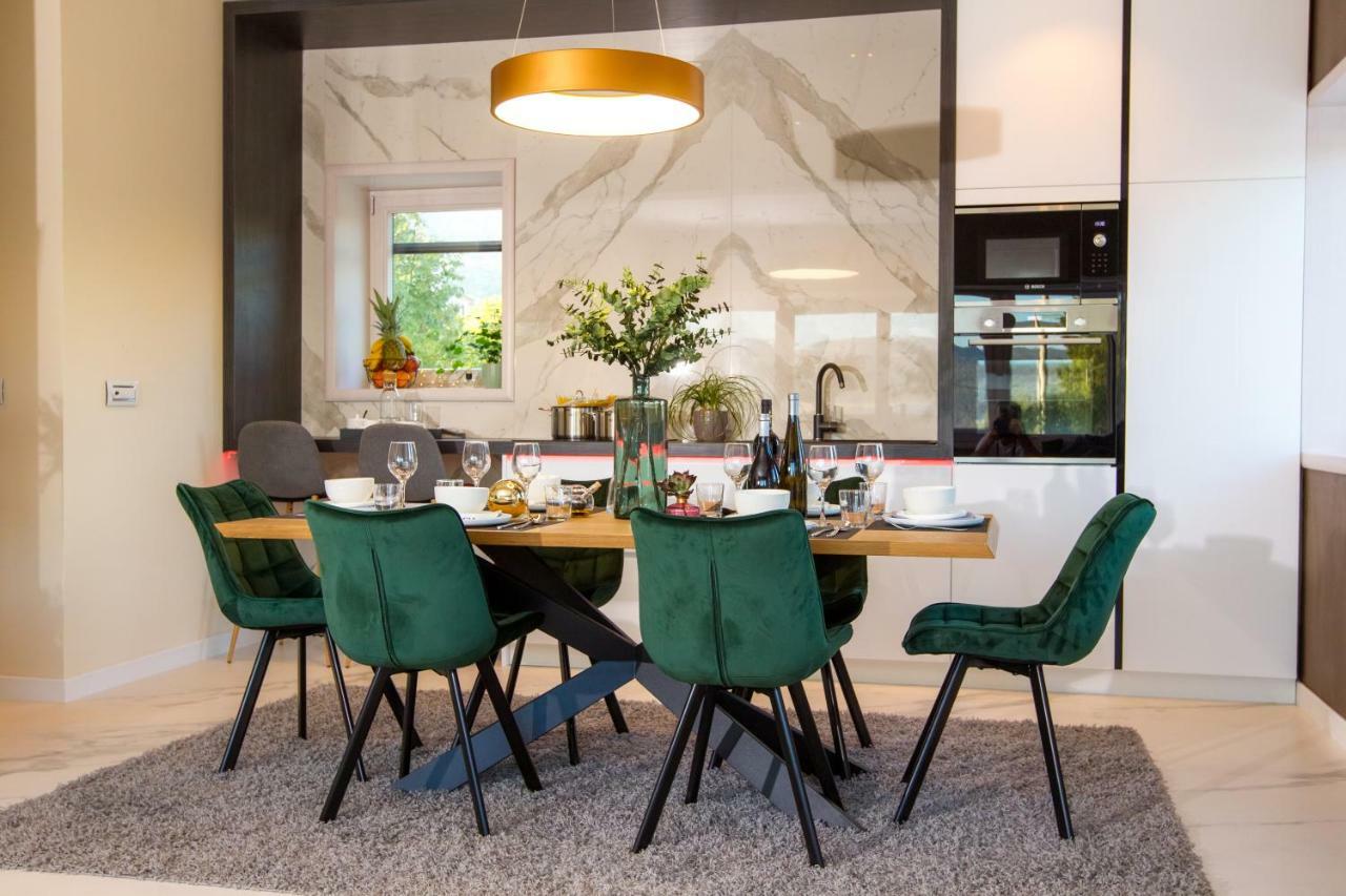Apartmani Paklenica Noa สตารีกราด-ปาเคลนีซา ภายนอก รูปภาพ