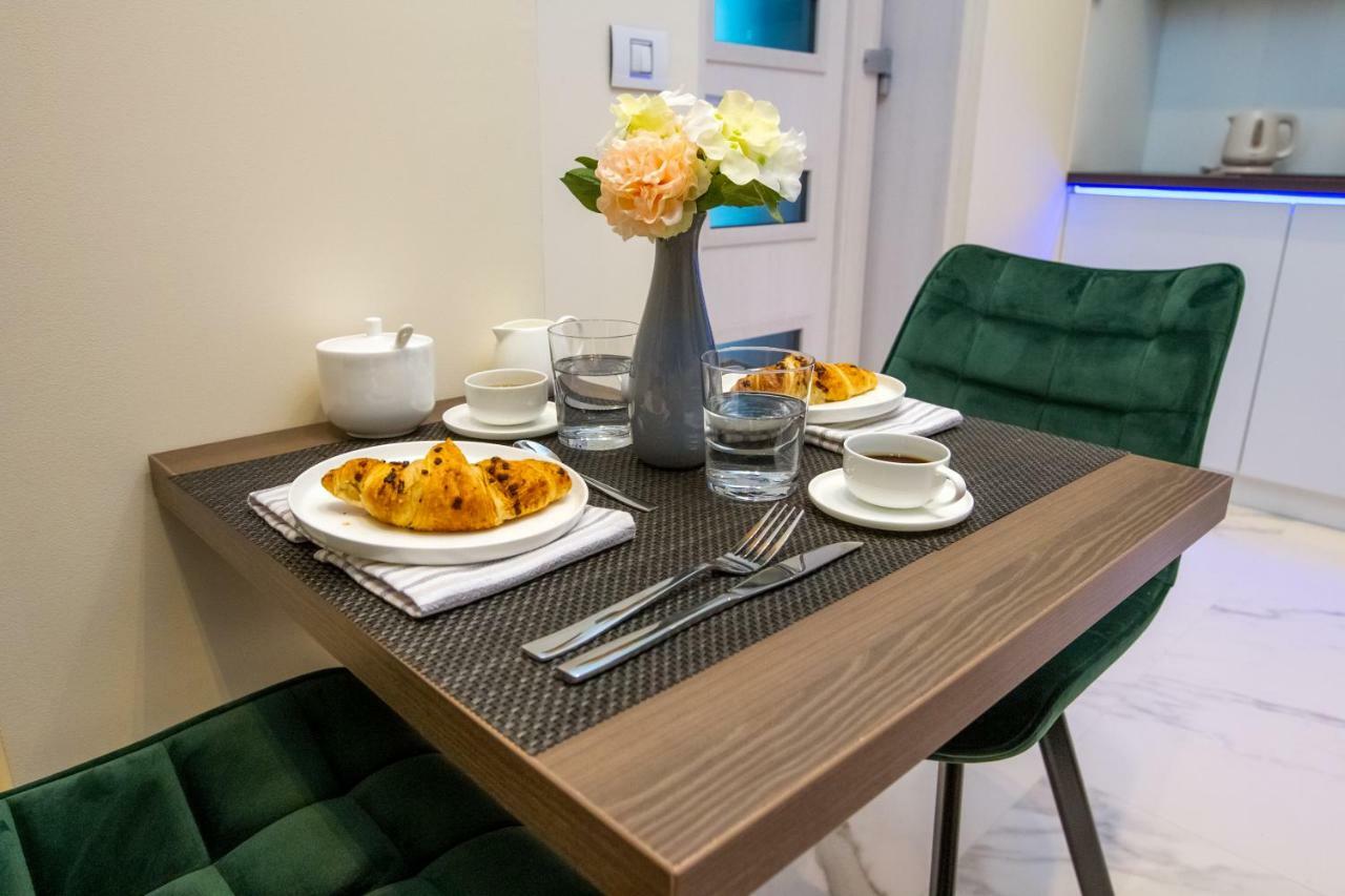 Apartmani Paklenica Noa สตารีกราด-ปาเคลนีซา ภายนอก รูปภาพ