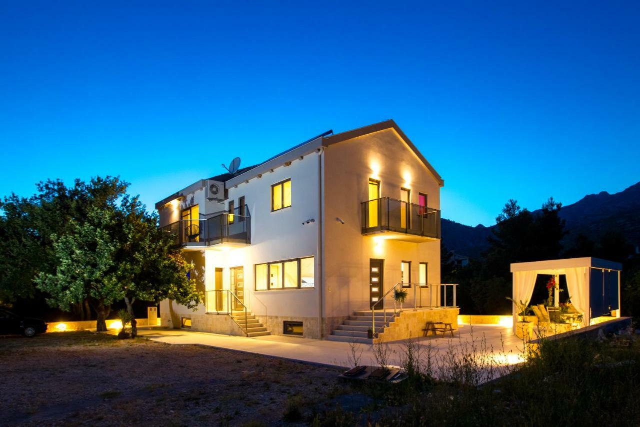 Apartmani Paklenica Noa สตารีกราด-ปาเคลนีซา ภายนอก รูปภาพ